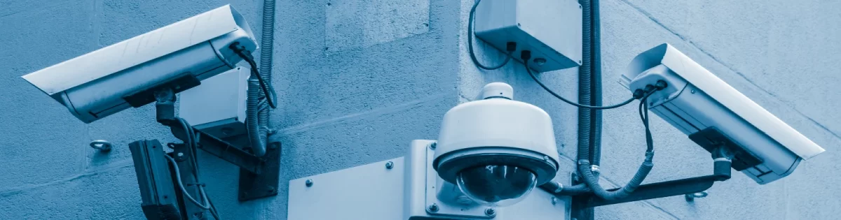 Cámaras digitales de seguridad.